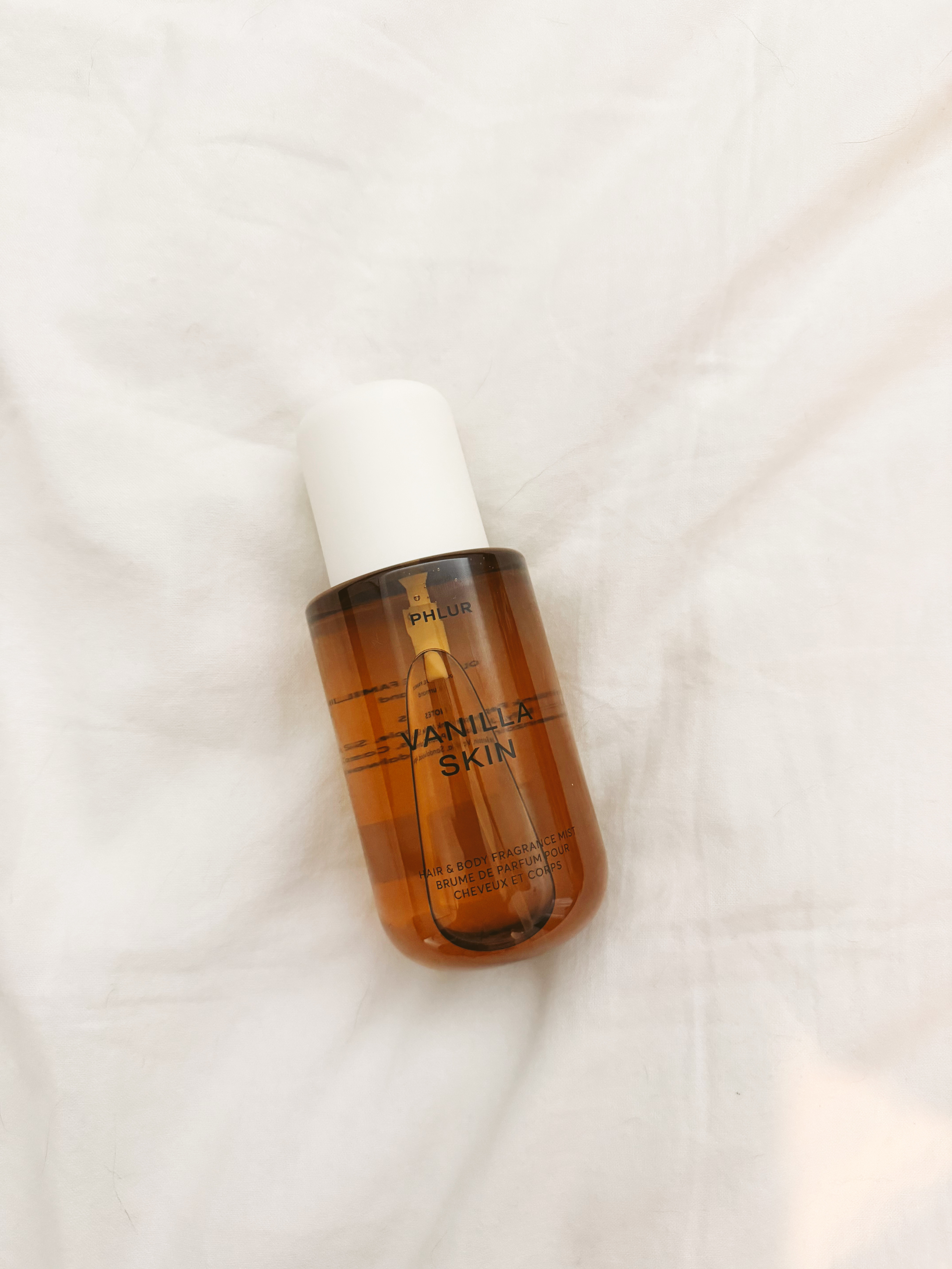 ✨ The perfect everyday scent does exist — and it’s Phlur Vanilla Skin 🤍
This body & hair mist from @Sephora is warm, cozy, and subtly sweet — think vanilla, amber, and skin musk in the most effortless way. It’s giving clean girl aesthetic meets soft luxury. I’ve been obsessed with layering it after my shower or spritzing it through my hair for that “fresh but elevated” vibe.

Shop it now on my LTK 🛍️ #PhlurVanillaSkin #PhlurPerfume #SephoraFinds #VanillaPerfume #CleanGirlAesthetic #SoftGirlEra #WarmVanilla #EverydayFragrance #VanillaLover #LTKBeauty #LTKFinds #VanillaMist #ViralPerfume #TikTokMadeMeBuyIt #LuxuryFragrance #BodyMist #HairPerfume 

 #LTKFindsUnder50 #LTKStyleTip #LTKBeauty