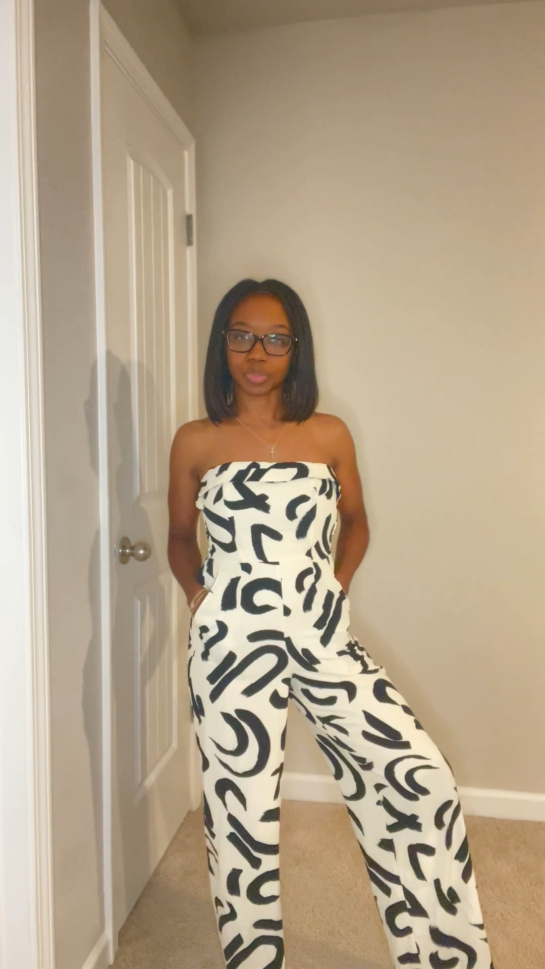 It’s giving luxe for the holidays! I’m 5’1” so it’s short girl friendly! I couldn’t find the exact fit so I linked some similar styles! 

#LTKGiftGuide #LTKHoliday #LTKPetite
