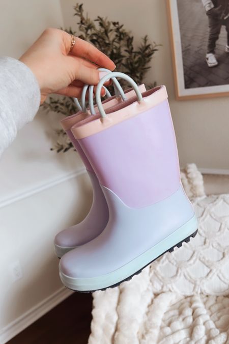 Remi’s new rain boots 😍 the color of these 🙌🏻

#LTKshoecrush #LTKSale #LTKkids