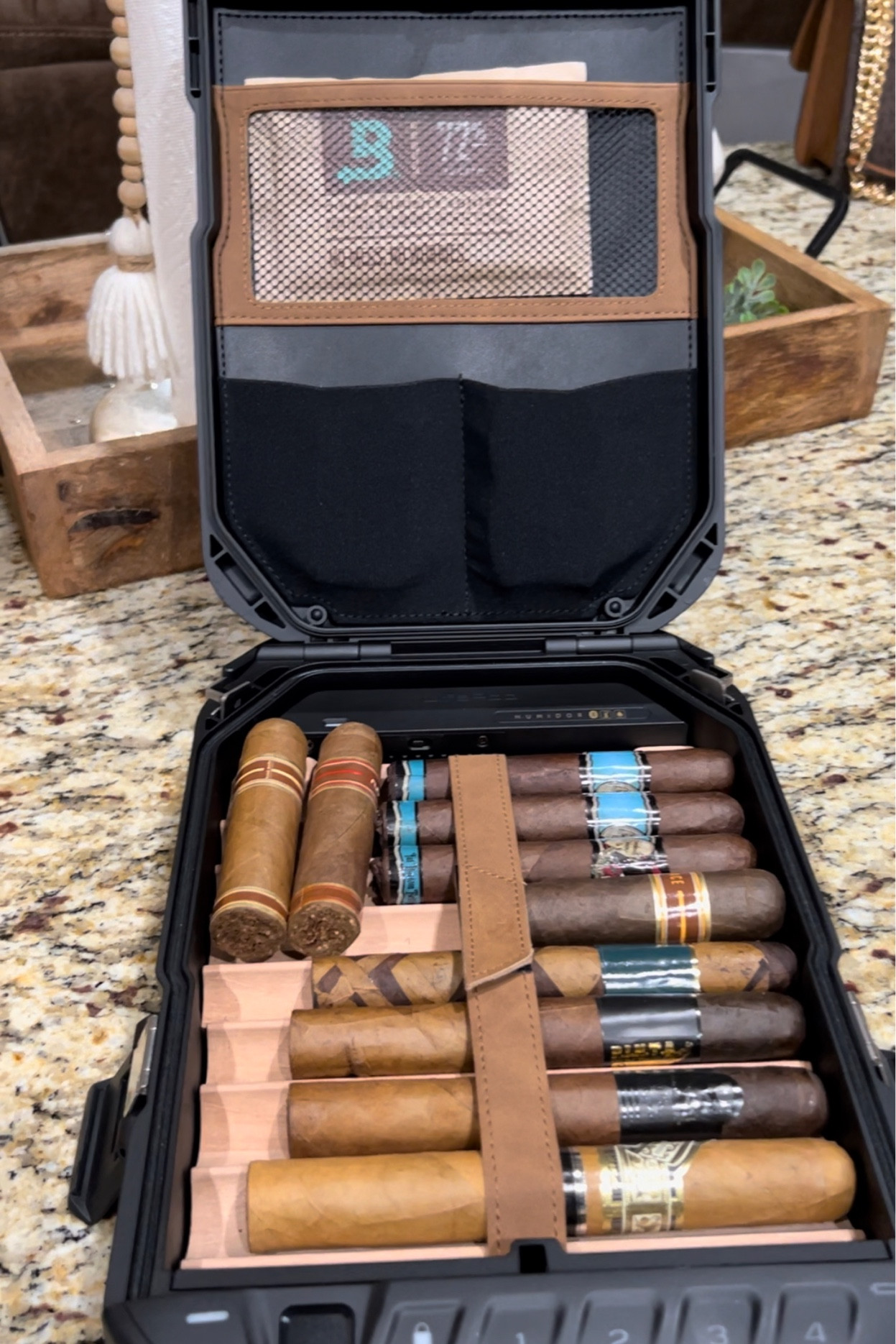 This is a amazing gift for a cigar lover. 

#LTKhome #LTKmens #LTKGiftGuide