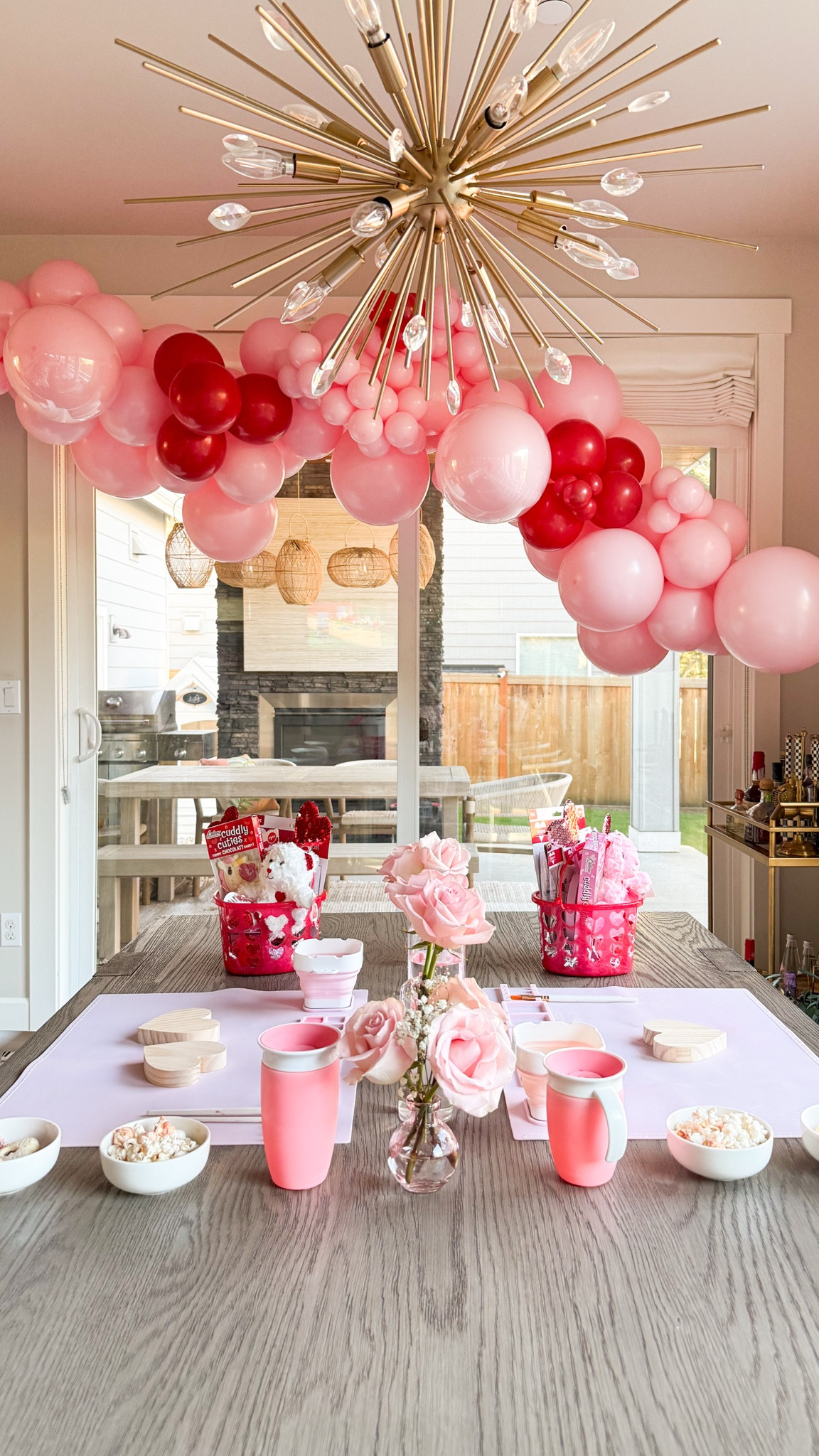 KIDS VALENTINES ART STATION! 

silicone art mats, paint brushes, wooden hearts crafts, Stuffed animals, heart headbopper eyeglasses, love baskets 


#LTKMostLoved #LTKKids #LTKHome