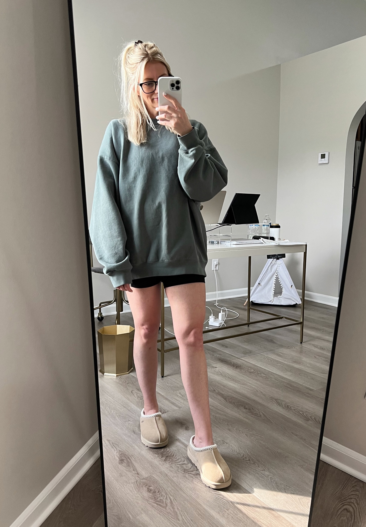 I was able to snag up the new mustard seed color in the Tasman Uggs, I love the white embroidery on them!! 😍Love this lighter color as an alternative to the chestnut. Also- I love this oversized sweatshirt so much I own 2 in the same colors so when one’s dirty I have another on deck 😆

Lululemon biker shorts
Driftwood

#LTKshoecrush #LTKstyletip #LTKSeasonal