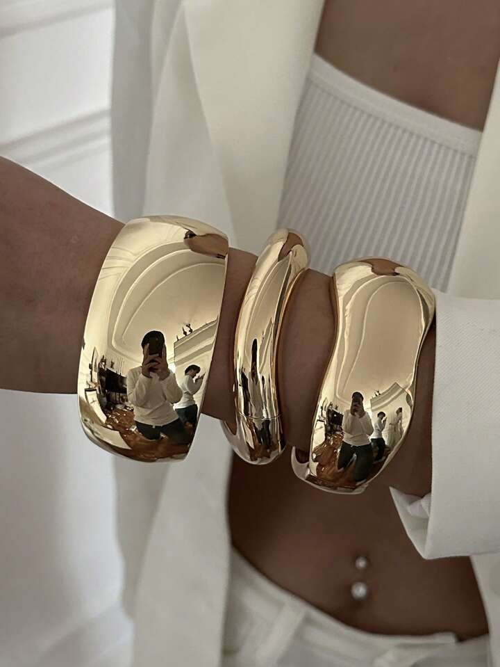1pc Exaggerated Asymmetrical Glossy Gold Bangle, Minimalist Personality Fashion INS Spring Open C... | SHEIN
