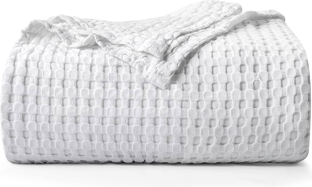 Amazon.com: Utopia Bedding Cotton Waffle Blanket 300 GSM (White - 90x90 Inches) Soft Lightweight ... | Amazon (US)