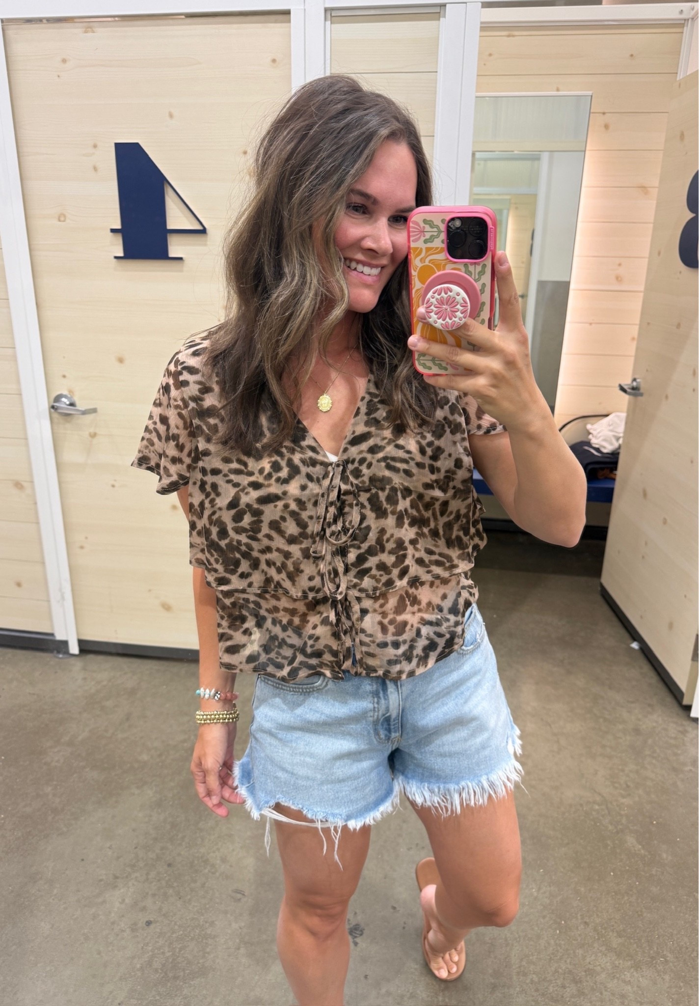 This top is great to transition into fall and it’s super lightweight. It’s also currently 50% off from Old Navy!

#LTKootd #LTKmomlife #LTKSaleAlert
