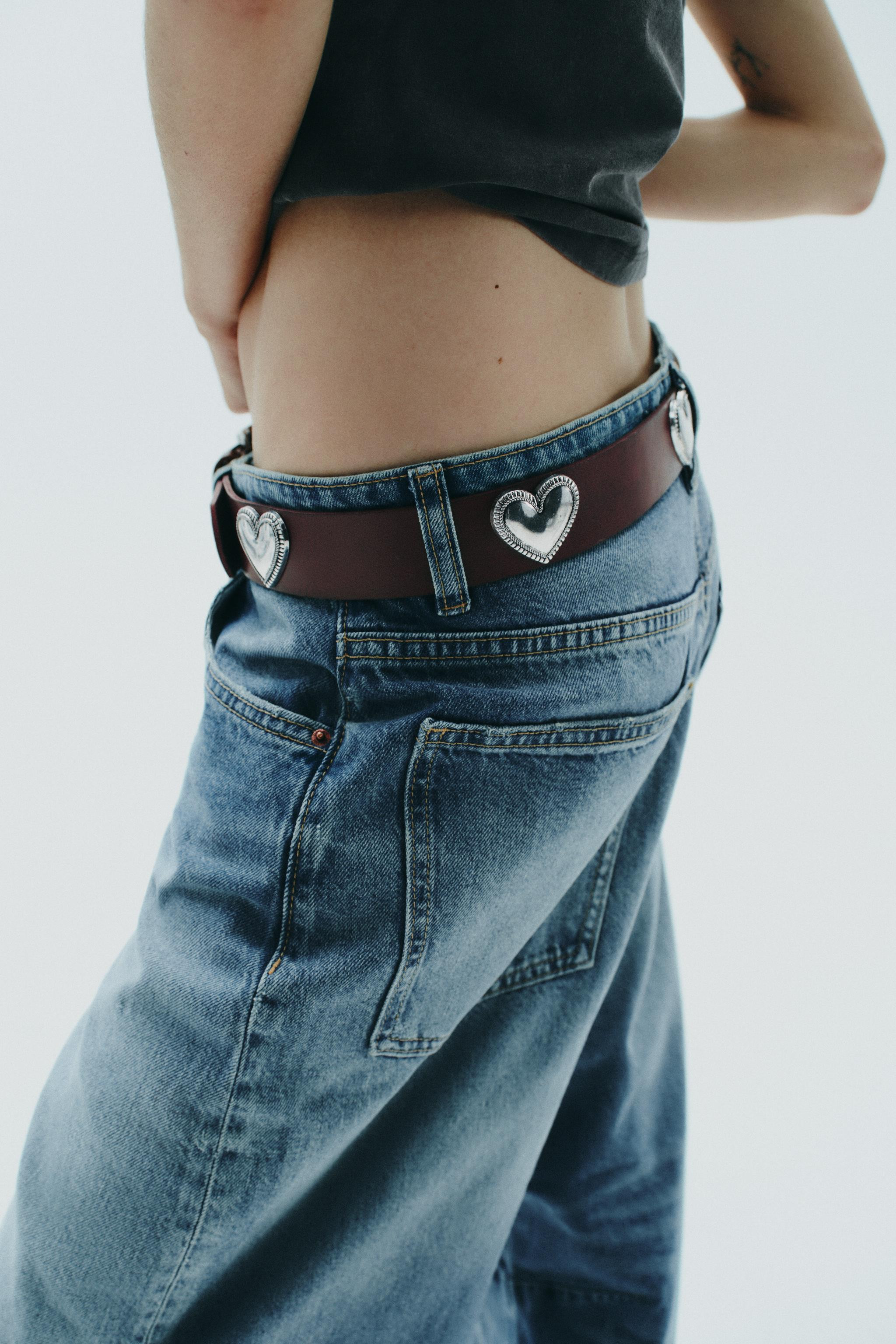 LEATHER HEART STUD BELT | Zara UK