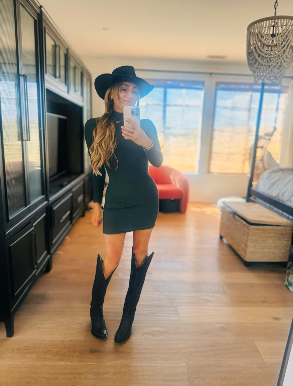 Skims sale! 50% off sitewide 

#LTKHoliday #LTKCyberWeek #LTKStyleTip