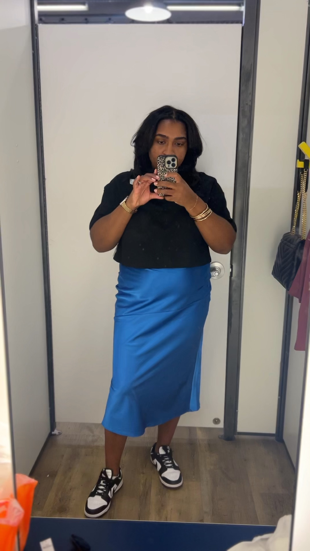 Chic spring running errands outfit that isn’t leggings or jeans for busy moms 

#LTKootd #LTKgrwm #LTKMidsize