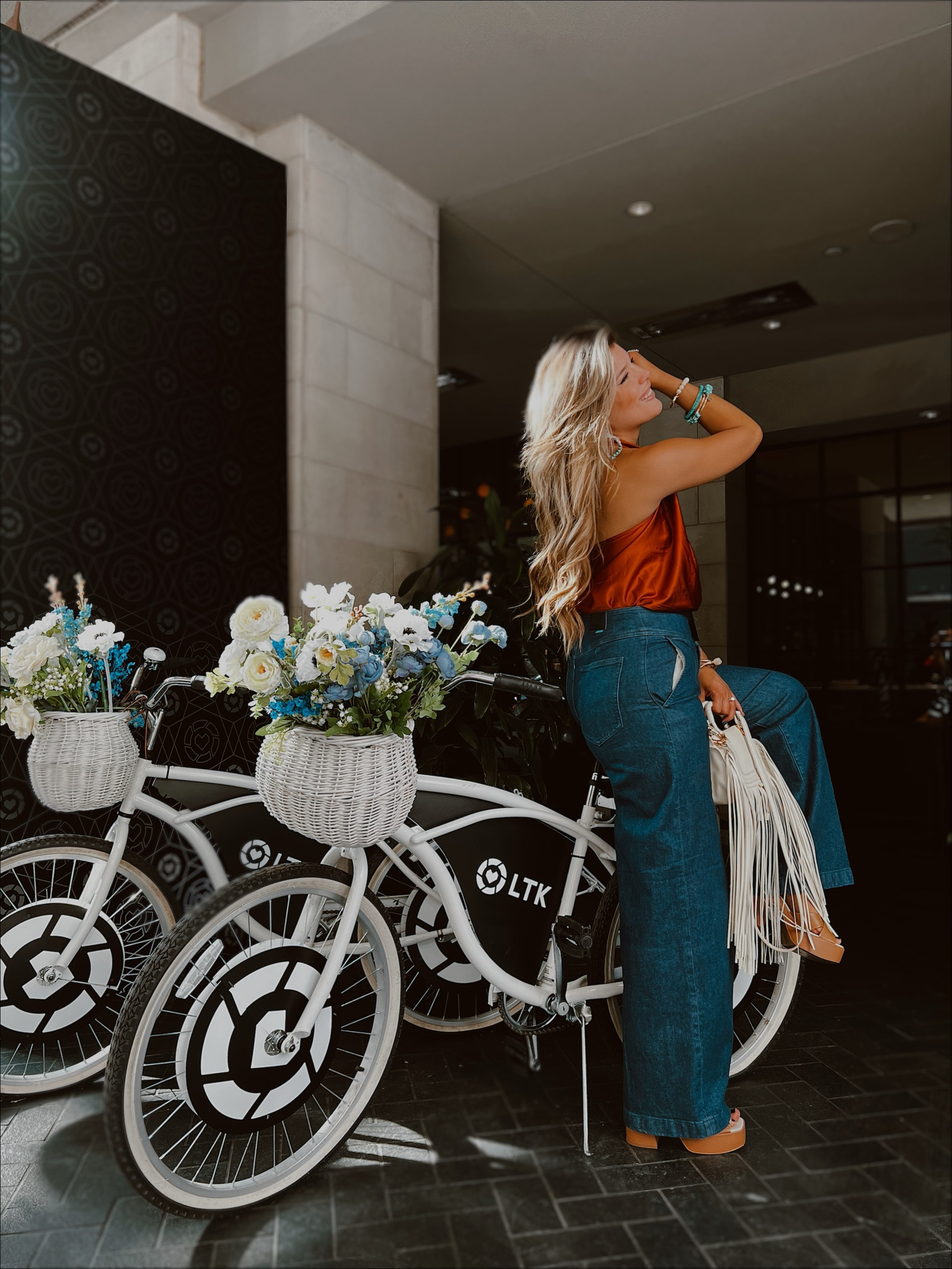 Day 1 looks at LTKCon! 

#LTKCon #LTKU #LTKSeasonal