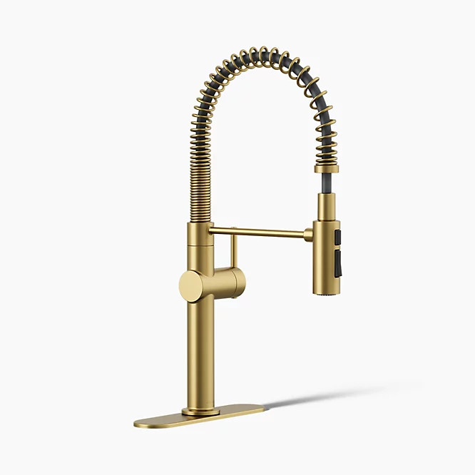 Semi-professional kitchen sink faucet with three-function sprayhead | Kohler