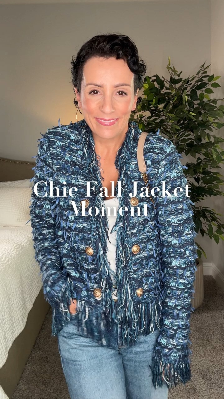 Finally cool enough in Dallas to wear this little jacket I’ve been dying to style! The mix of wool, modal, and viscose makes it super soft and comfy — and those gold buttons with the fringe detail? So good.
Paired it with a simple cami, gold shoes, and a neutral bag for that effortless chic vibe.
 

 #LTKStyleTip