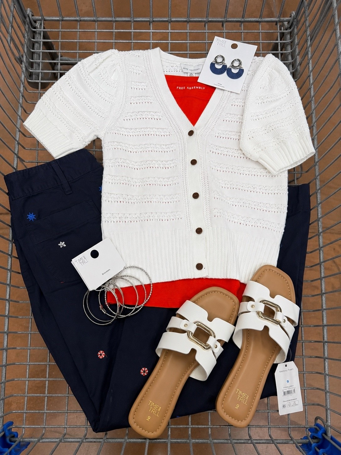 ⚓️ Coastal chic without the coastal price tag. This navy-and-white combo feels timeless, polished, and perfect for everything from brunch to summer vacations. The little pop of red underneath makes it extra fun. ❤️🤍💙

#LTKgrwm #LTKootd #LTKSeasonal