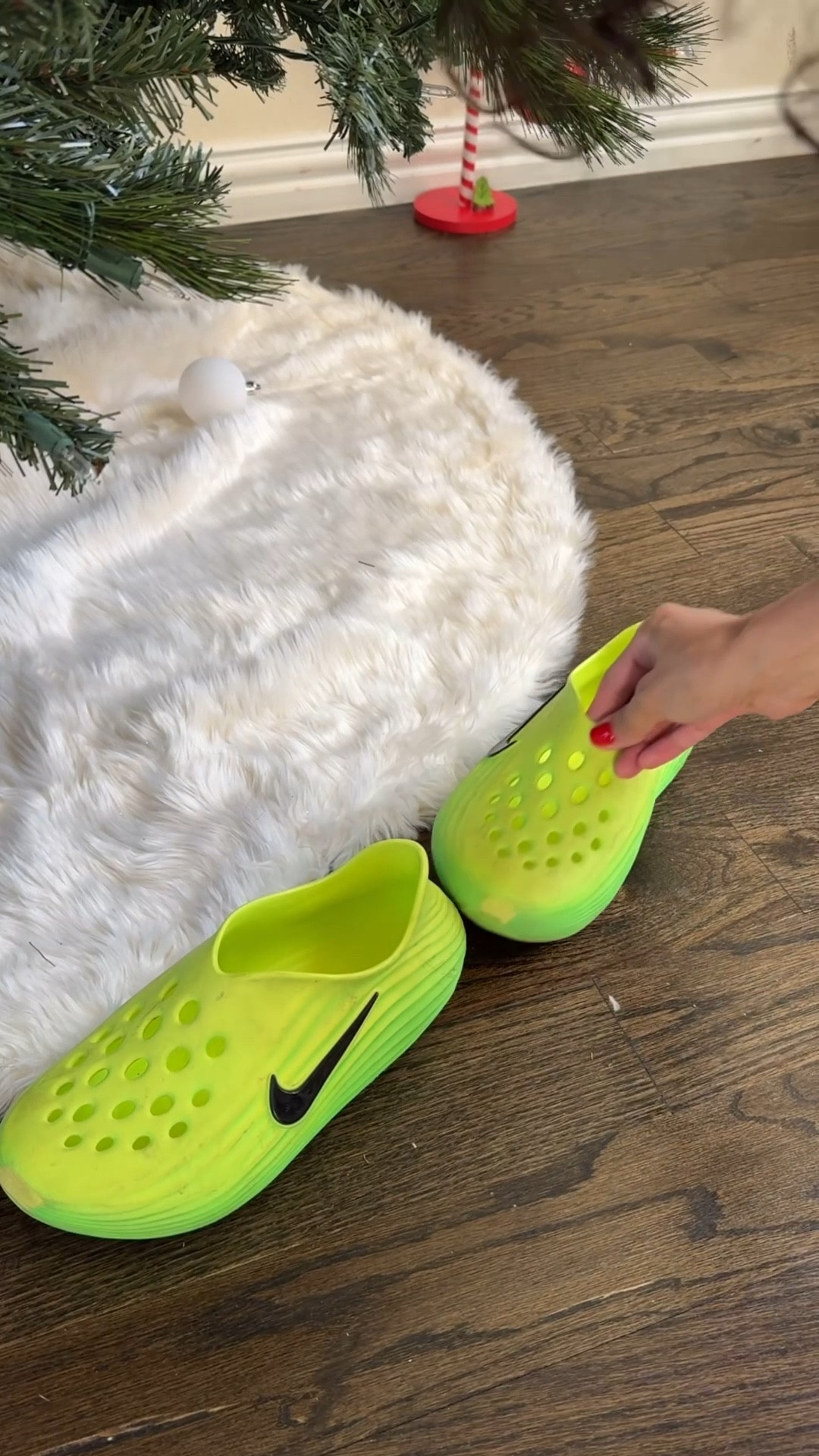 Elf o the shelf idea 

#LTKmomlife #LTKdayinmylife #LTKHoliday