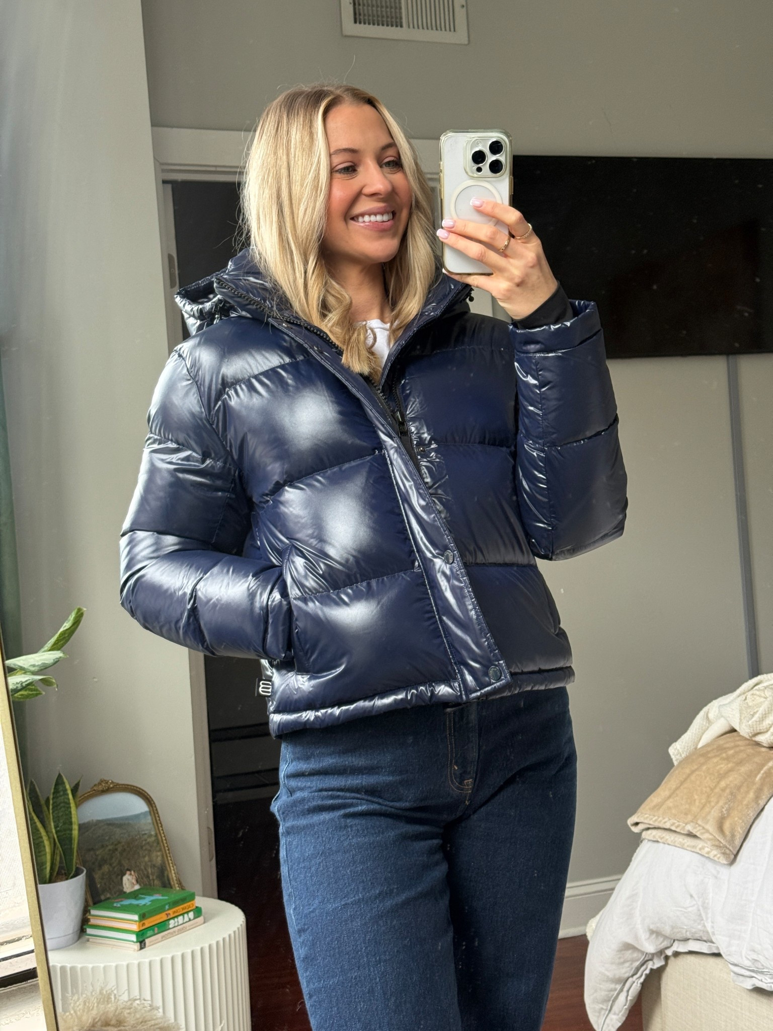 This blue 😍😍 the warmest and coziest puffer coat! 💙

#LTKStyleTip #LTKGiftGuide #LTKActive