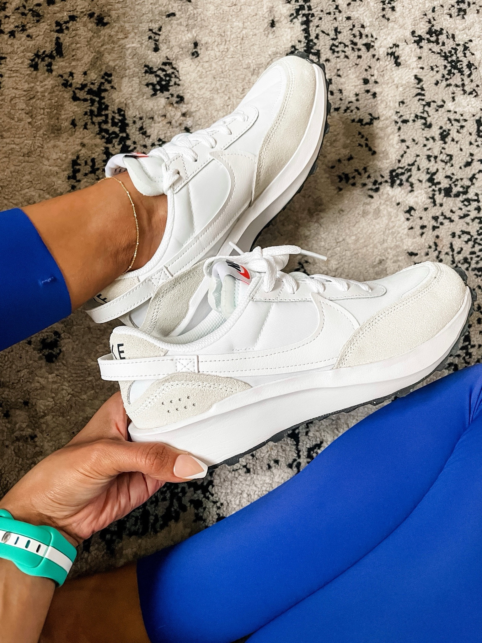 Comfy Nike waffle sneakers, run true to size, under $100. 

|Nike sneakers | gifts for her | Amazon finds 

#LTKHoliday #LTKshoecrush #LTKGiftGuide