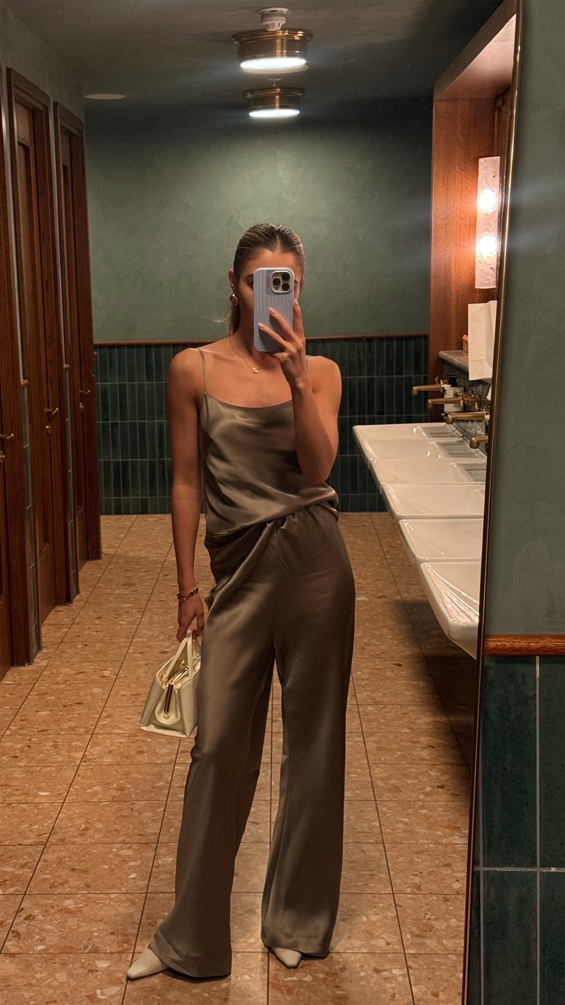 Favourite set!!! 🤍 wearing size XS in both