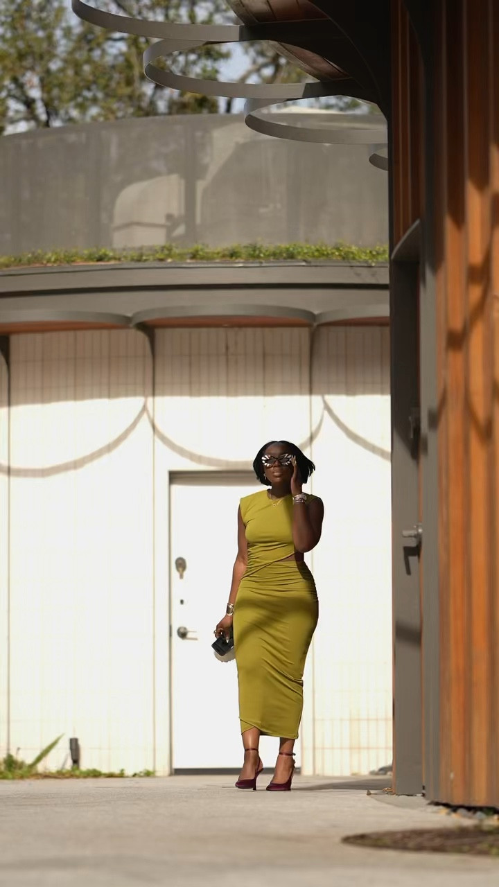 Remember when I used to change in the back of my car for photoshoots? Well I’m backkkkkk! Size large in this ZARA dress. #OutfitIdea #ZARADress #SpringDresses #SpringDress #springfashion #WeddingGuestDress 

#LTKBeauty #LTKStyleTip #LTKShoeCrush