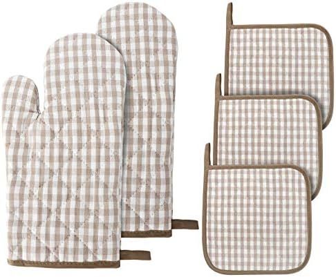 Oven Mitts and Pot Holders, 5 pcs Heat Resistant Cotton Vintage Gingham Oven Mitts and Potholders... | Amazon (US)