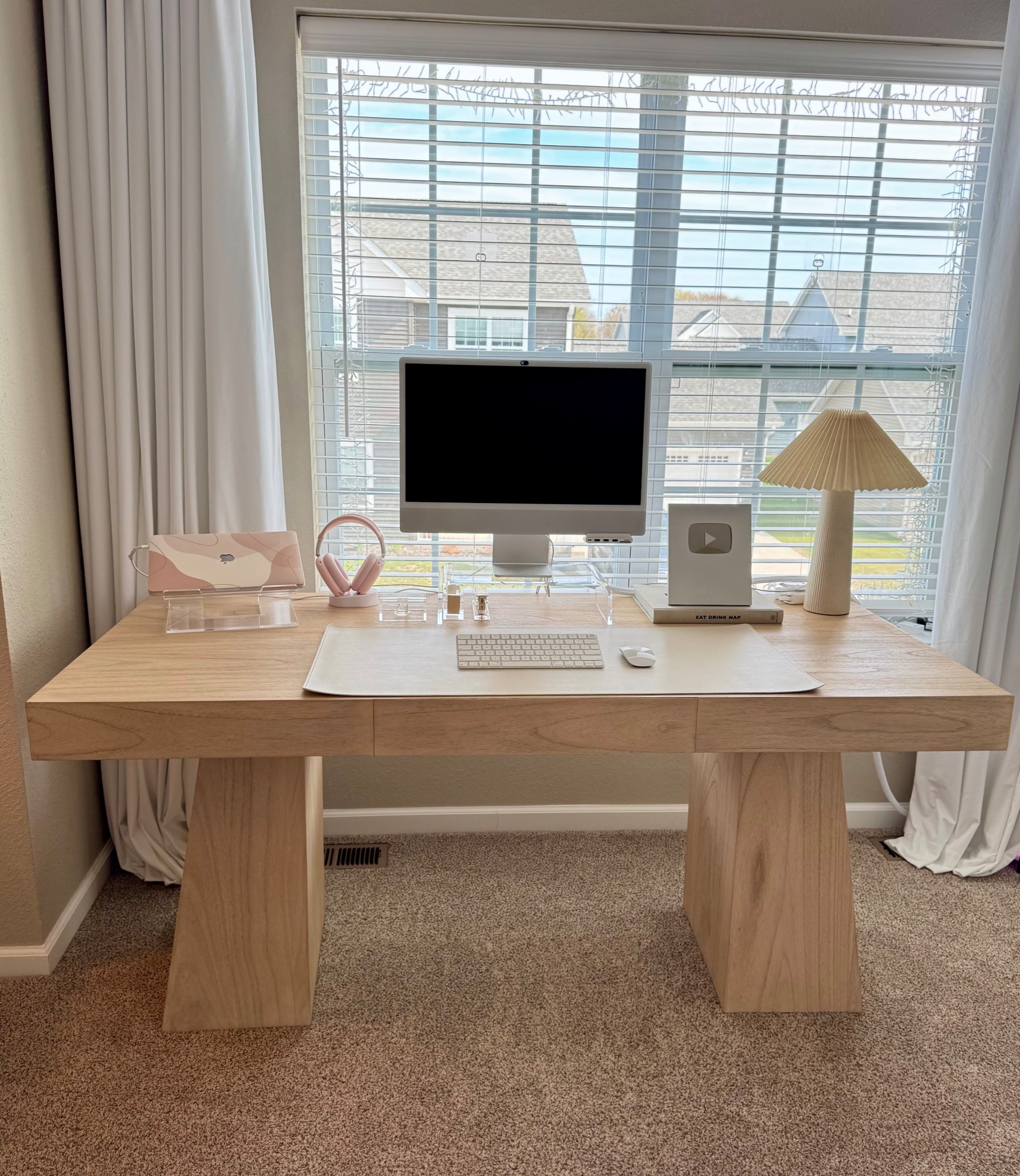 Home office desk setup 🤍

#LTKWorkwear #LTKHome #LTKGiftGuide