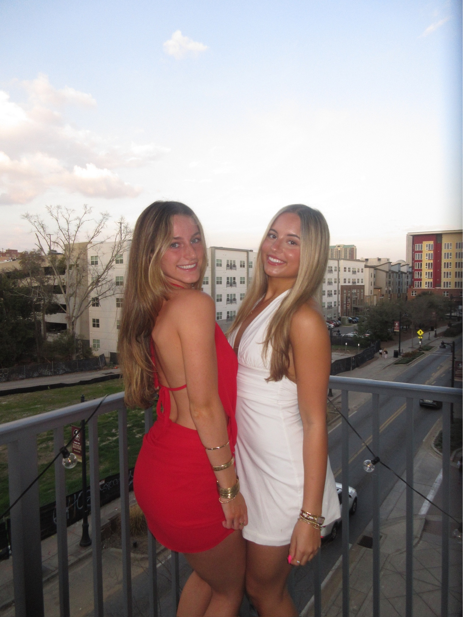 Cupid’s valentines day white and red mini dresses 💘 #peppermayo #lowneck #minidress

#LTKPetite #LTKSeasonal #LTKFindsUnder100