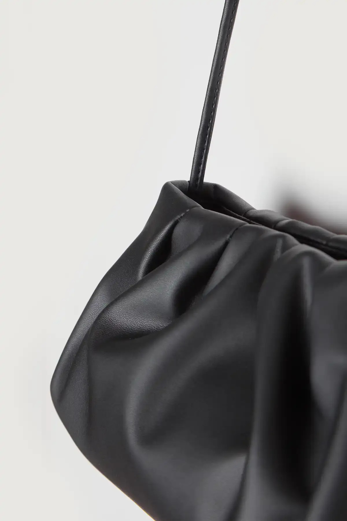 SCRUNCH TOP CLUTCH | OAK + FORT