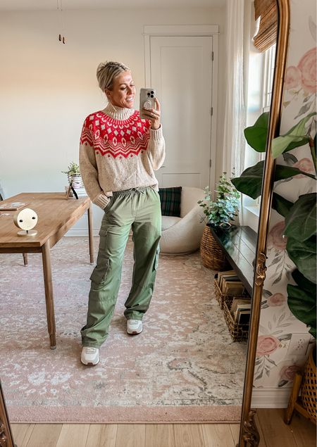 Wearing medium in this sweater and small tall in the pants. 

Holiday outfits, casual outfit, old navy outfit 

Follow @sara.joy for more outfit ideas  

#LTKSeasonal #LTKHoliday #LTKfindsunder50