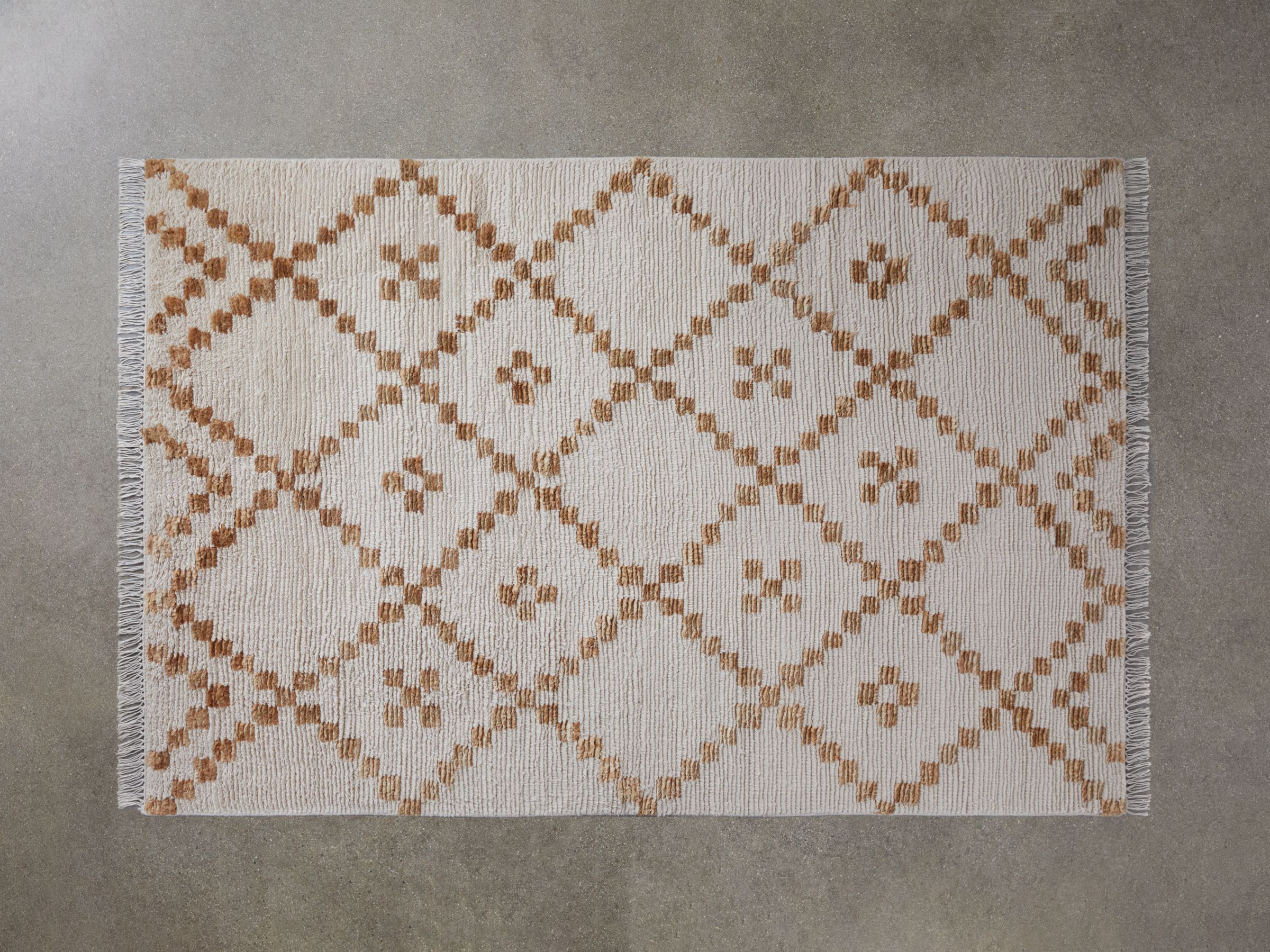 Hand-Knotted Lattice Rug | Parachute