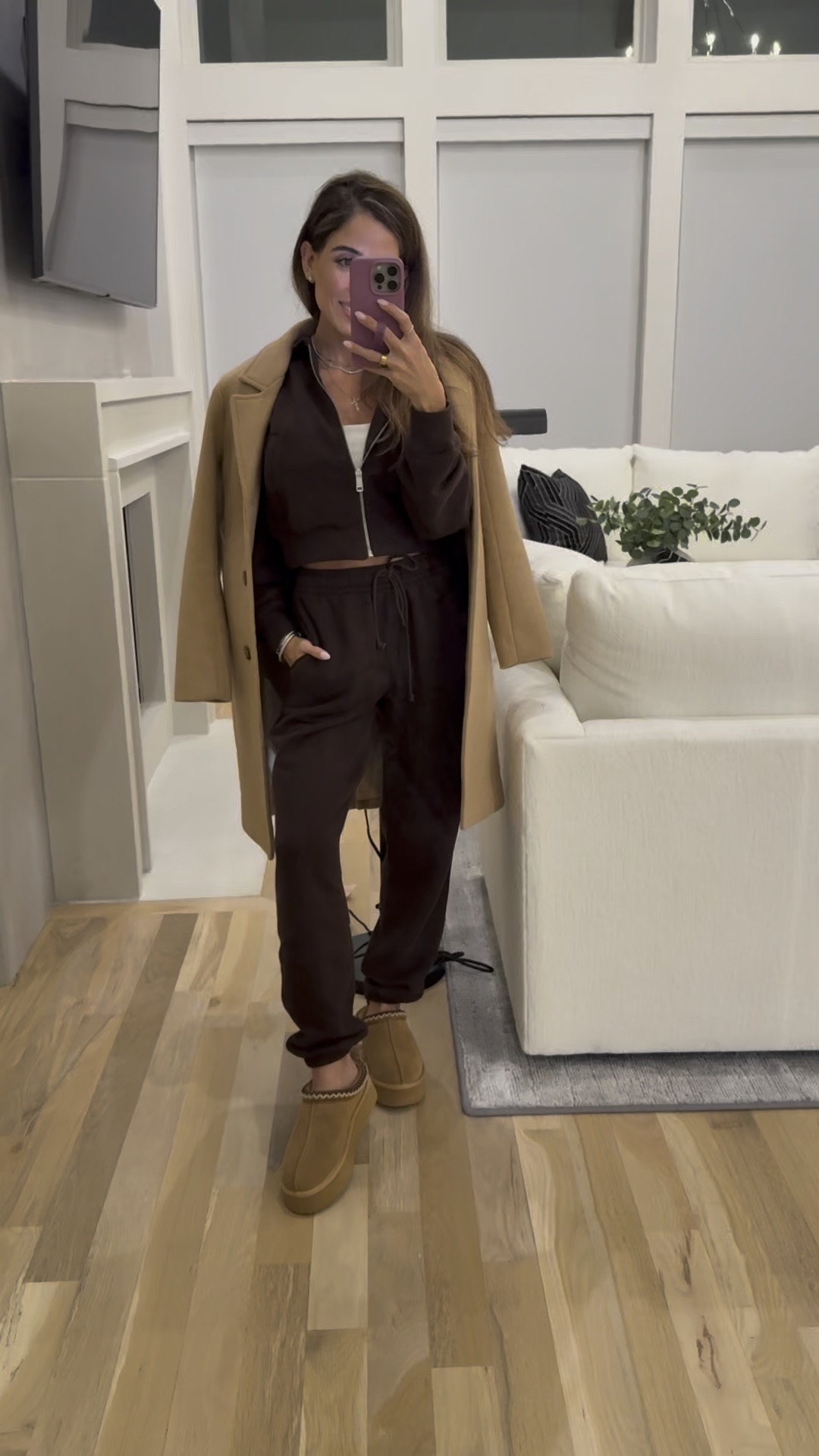 Comfy matching set brown matching set joggger set winter coat Abercrombie matching set for travel lounge set size xxs 

#LTKGiftGuide #LTKHoliday #LTKPetite