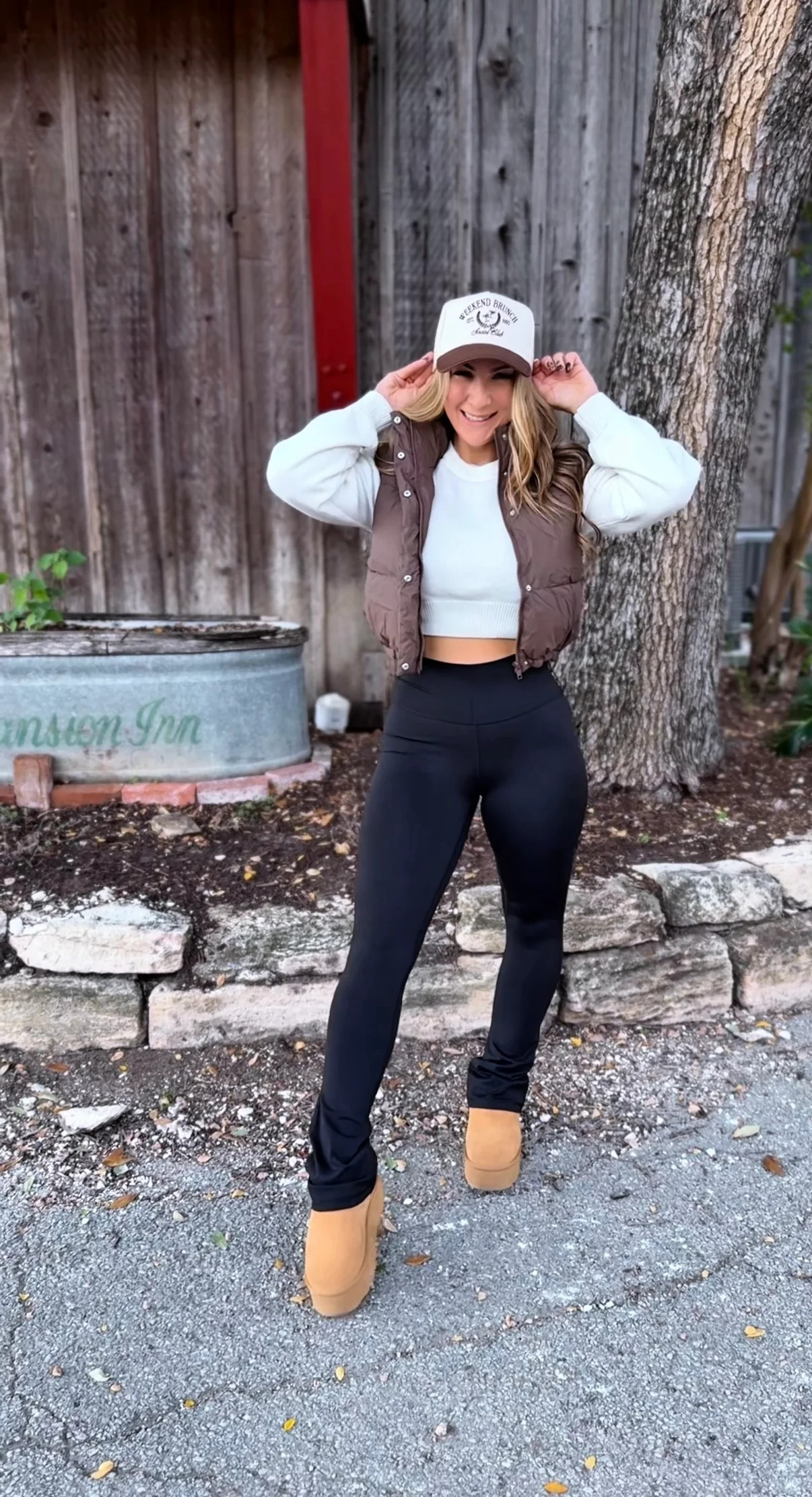 Libby Cropped Puffer Vest With Pockets | Willow Boutique