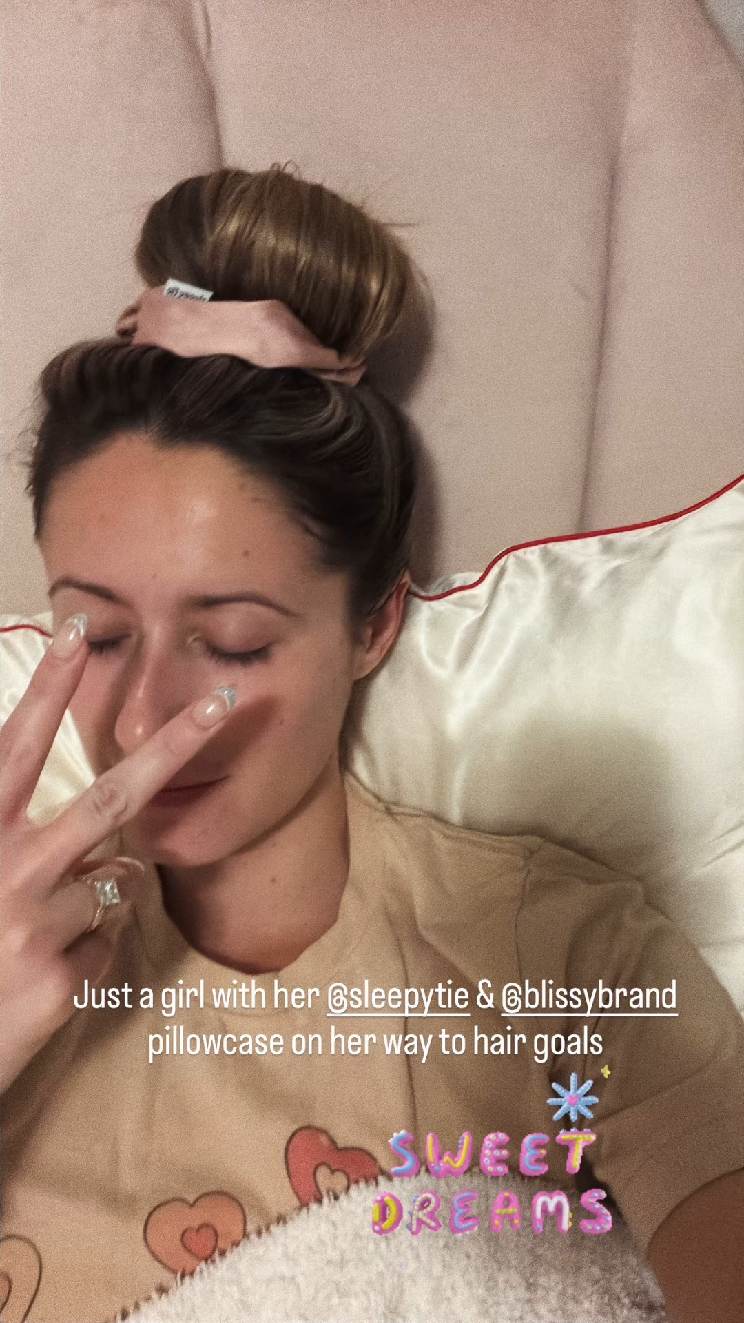 anyone else like low effort hair? Wake up, brush hair & good to go— then you need a sleepytie and Blissy Pillowcase

#LTKBeauty