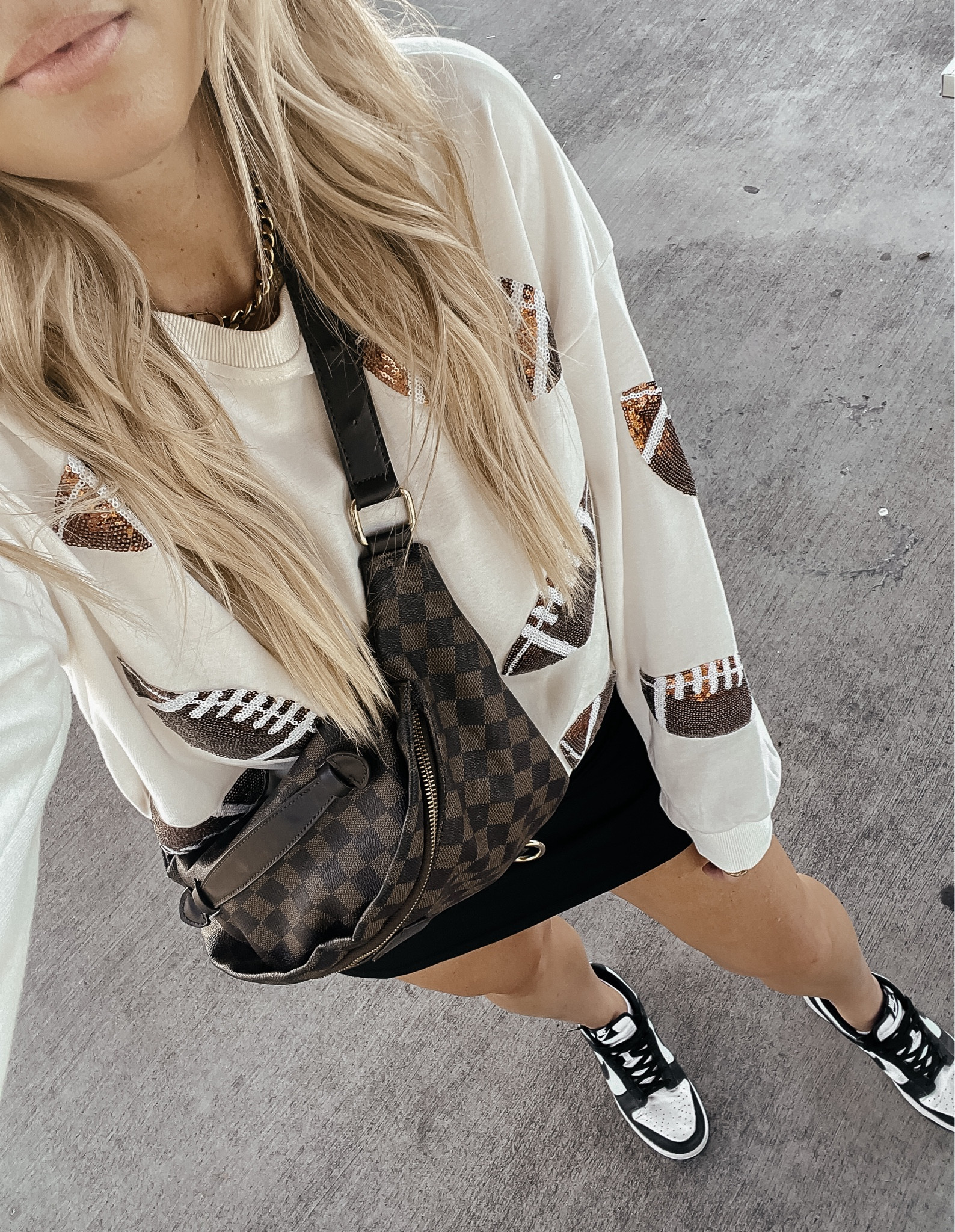 Sized up to a large in the free people looks for less sweater. Game day outfit. Fall fashion. Cardigan. Workwear. Leggings outfit.  Leggings fit tts. Halloween outfit. Fall outfit. Fall fashion. 



#LTKSaleAlert #LTKVideo