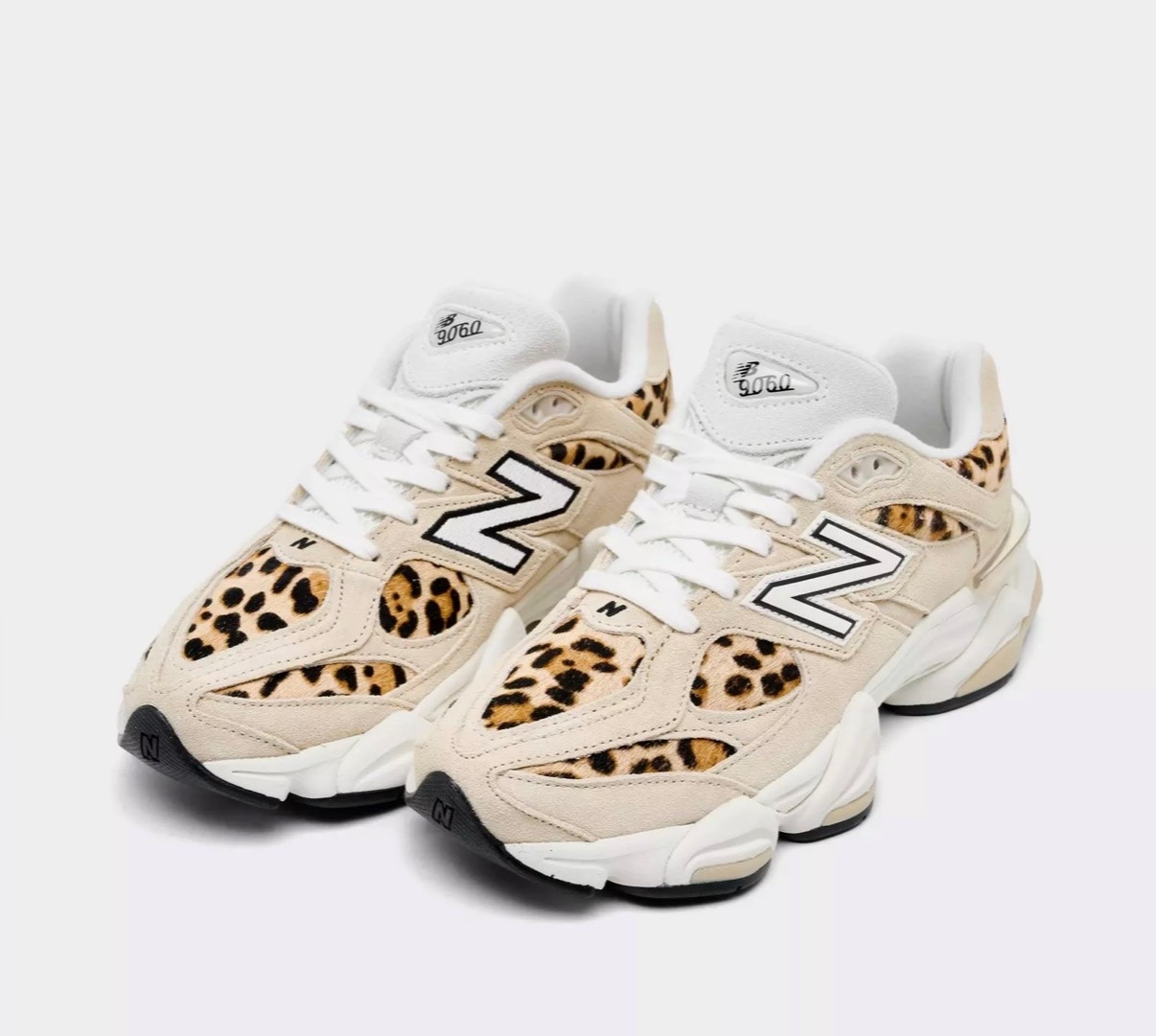 The new IT sneaker in the cutest print! These are so comfortable and so dang cute. These will sell out so shop fast.

#LTKfitnessgoals #LTKActive #LTKmomlife