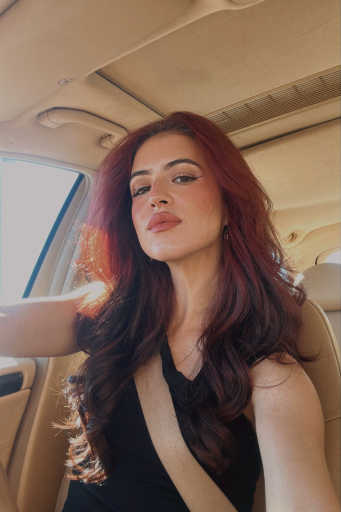 my hair lately 🥀🍷

#LTKbeauty