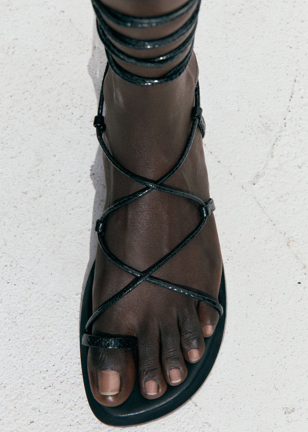 Leather straps sandals | MANGO (US)