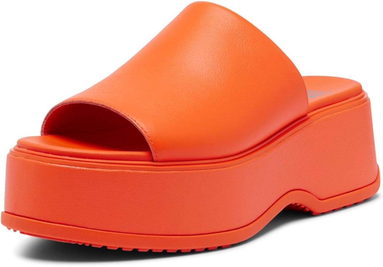 SOREL Women's Dayspring Slide Sandals | Amazon (US)