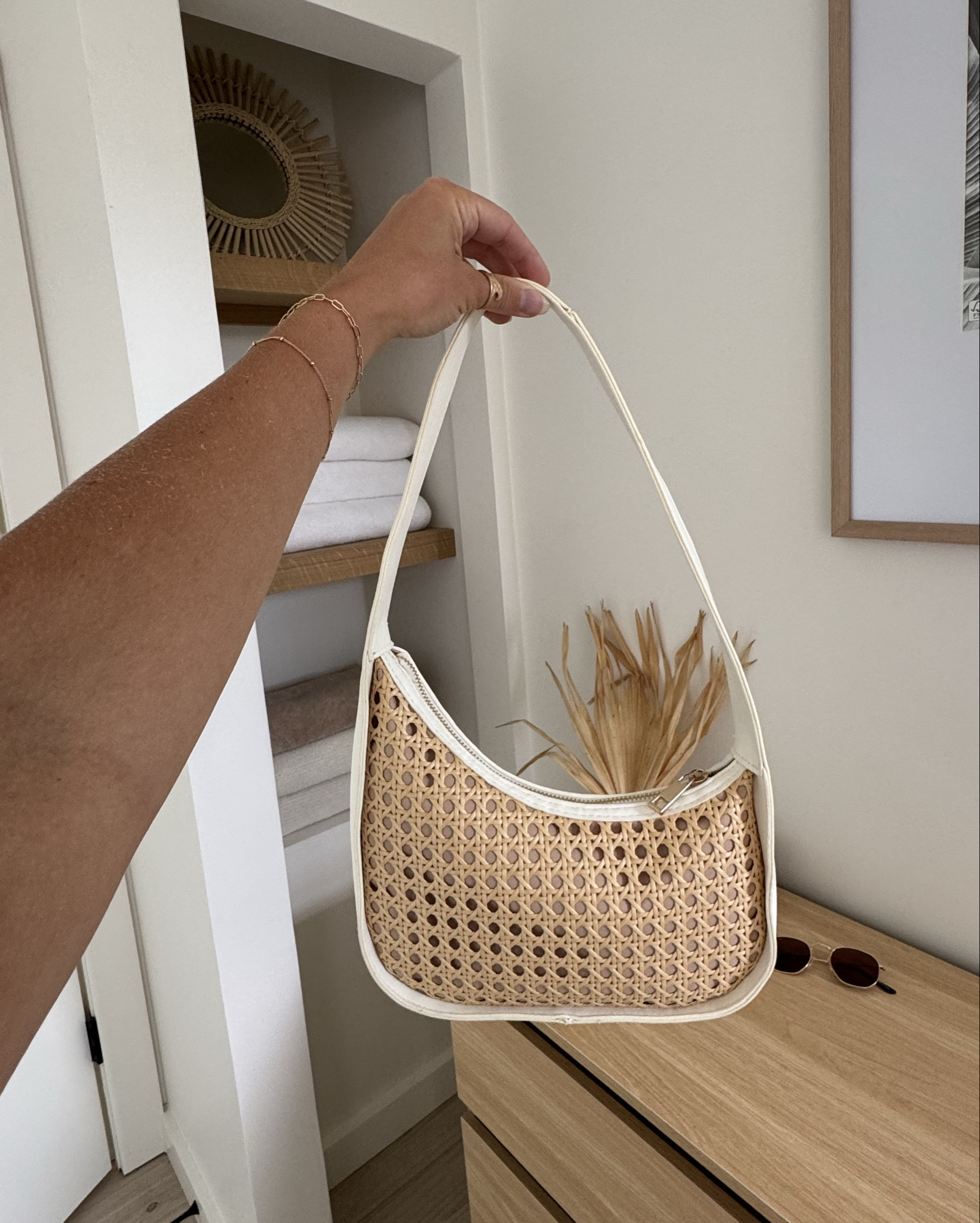 My favorite shoulder bag for spring and summer! 

#LTKStyleTip #LTKSeasonal #LTKSaleAlert