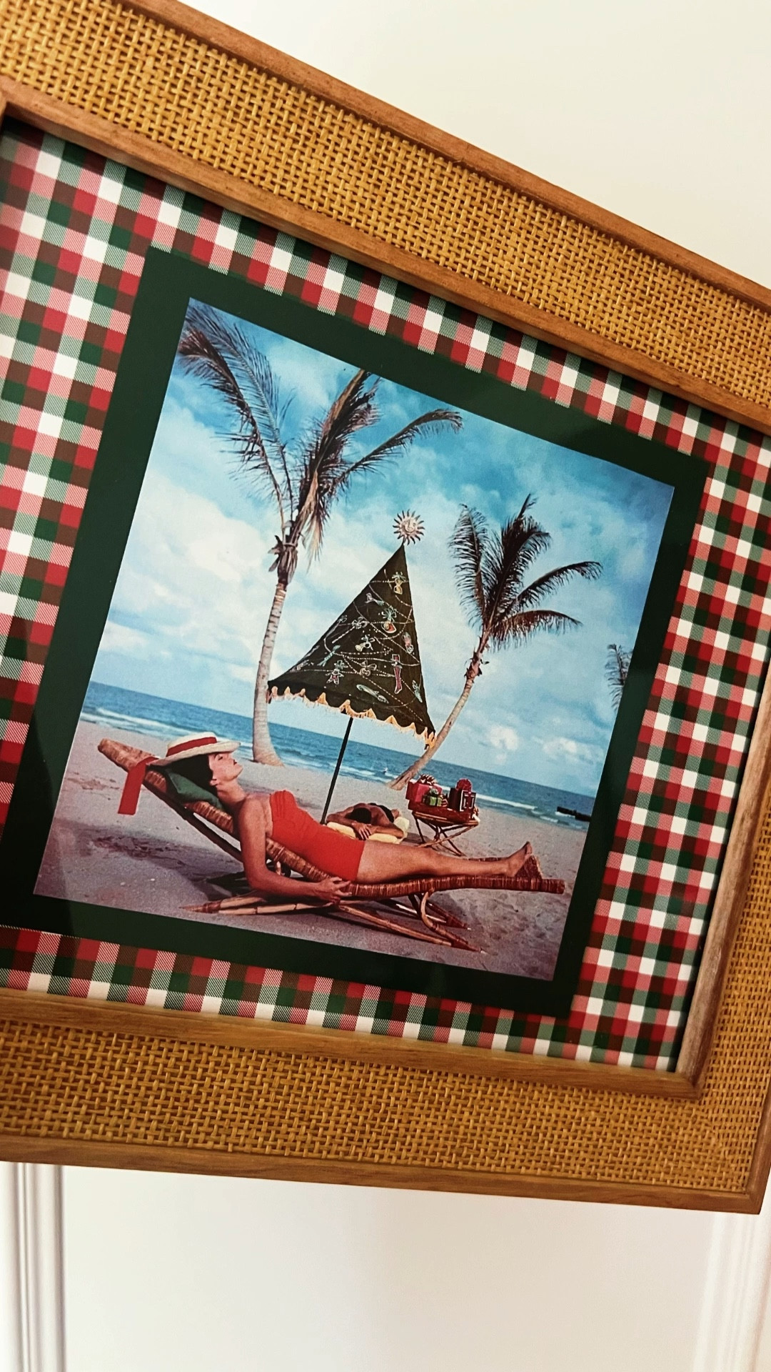 LOOKING FOR THIS SCENARIO ✨🍹🎄🏝️
… but, like, for real. 

Need a last-minute gift or decor assist? Supplies linked! 🌴❤️


#LTKHoliday #LTKGiftGuide #LTKSeasonal