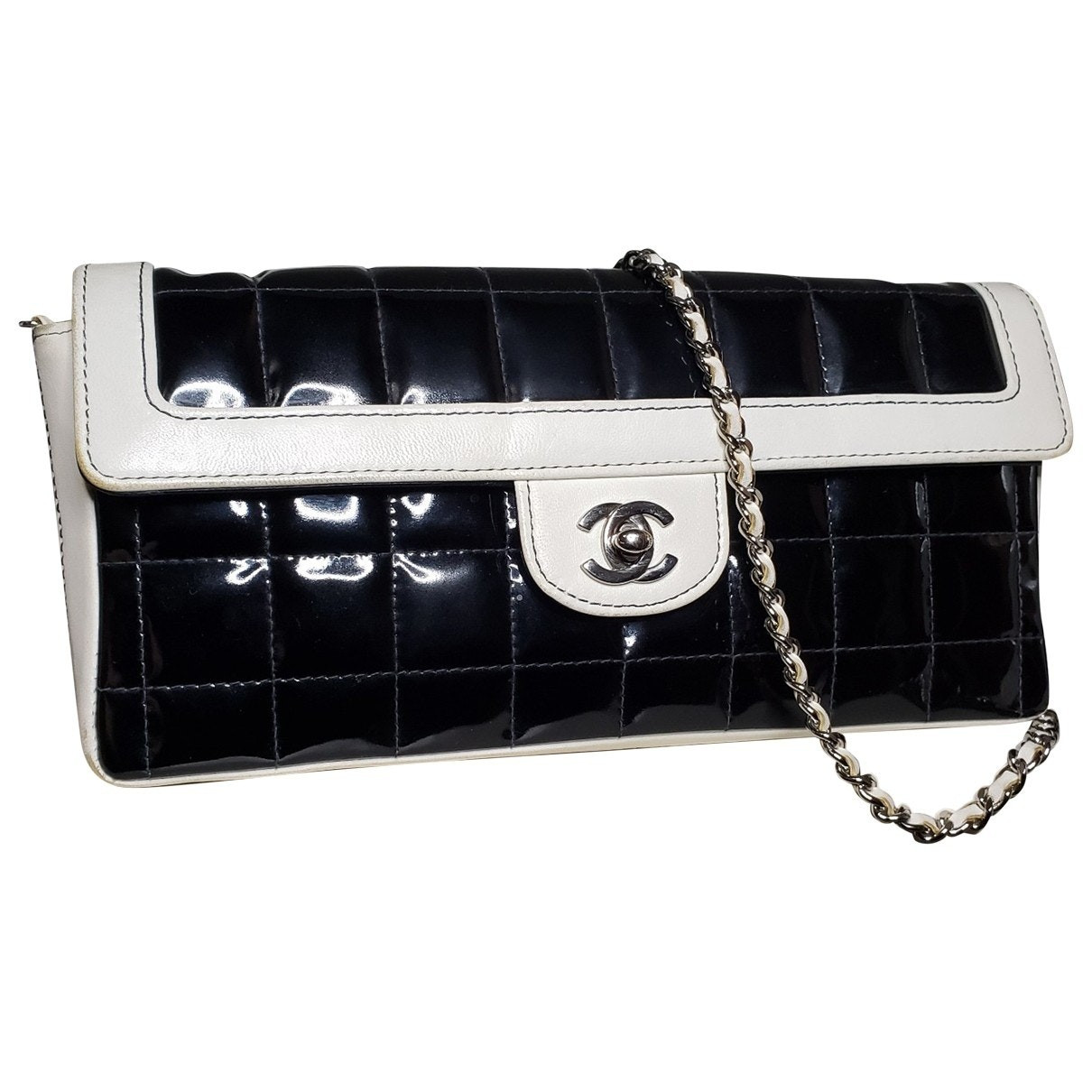 Chanel East West Chocolate Bar Black Patent leather Handbags | Vestiaire Collective (Global)