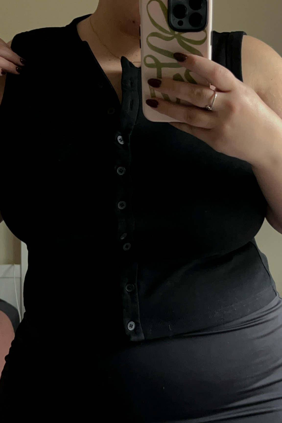 All black forever
Top is size 20
Skirt is size XL


#LTKaustralia #LTKsummer #LTKworkwear