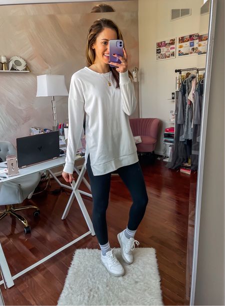 Tunic from Amazon that covers your booty 🍑

Buttery soft black leggings // Lululemon look for less // crew socks // white sneakers // Amazon find // white tunic 

#LTKstyletip #LTKSeasonal #LTKfindsunder50