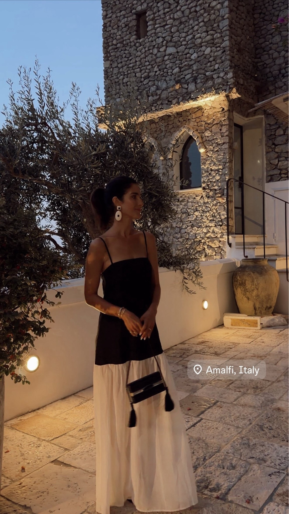 Date night dinner outfit #stylinbyaylin #aylin #travel #italy