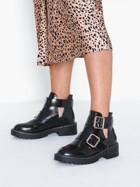 Quince Cut Out Chunky Boot, River Island | Nelly SE