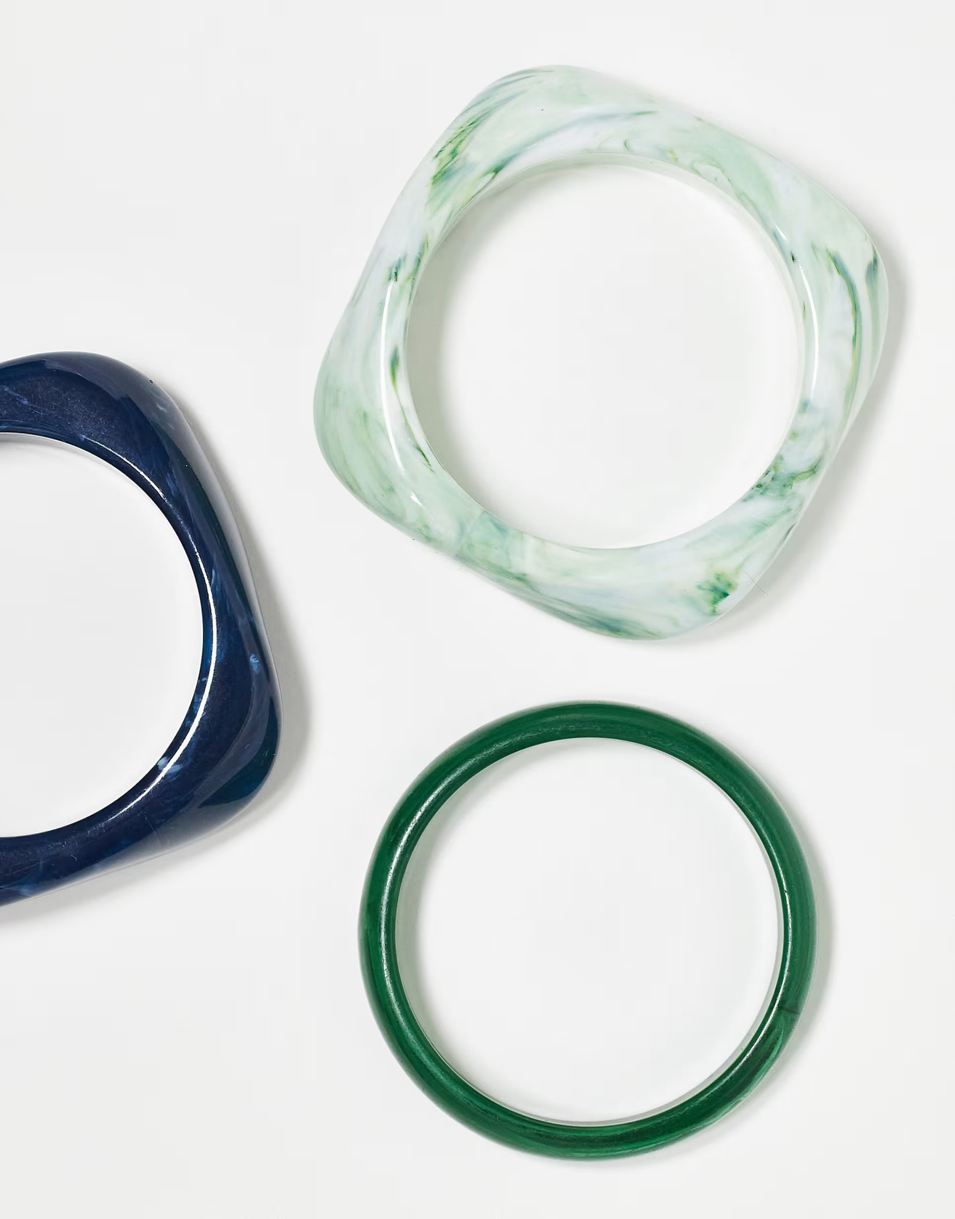 ASOS DESIGN pack of 3 bangles with resin neutral design | ASOS (Global)