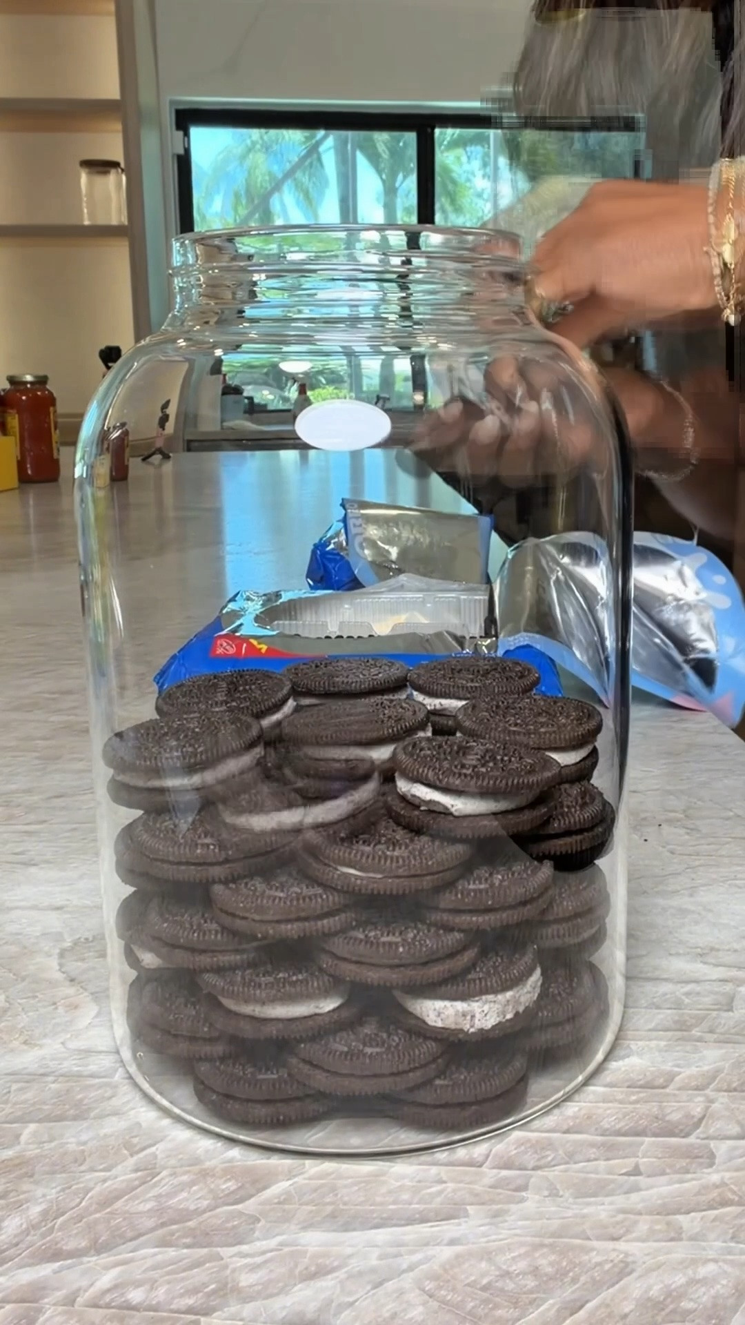 🍪 You have to try this simple trick for storing your cookies! Not only does this glass bowl keep them fresh and easy to grab, but it also looks so much prettier than the original packaging. It’s a quick way to make your pantry or kitchen feel more organized, elevated, and put together. I love how cute it looks on my countertop!

🤎 ¡Tienen que probar esta forma de guardar las galletas! Este bowl de vidrio no solo ayuda a mantenerlas organizadas y listas para servir, sino que también hace que la cocina se vea mucho más bonita y elegante. Me encanta cómo un detalle tan sencillo puede hacer que todo luzca más ordenado y con un estilo mucho más limpio.

Shop the links below.

Follow me on Instagram and YouTube @kirasfashionfinds

#LTKHome #LTKvlog