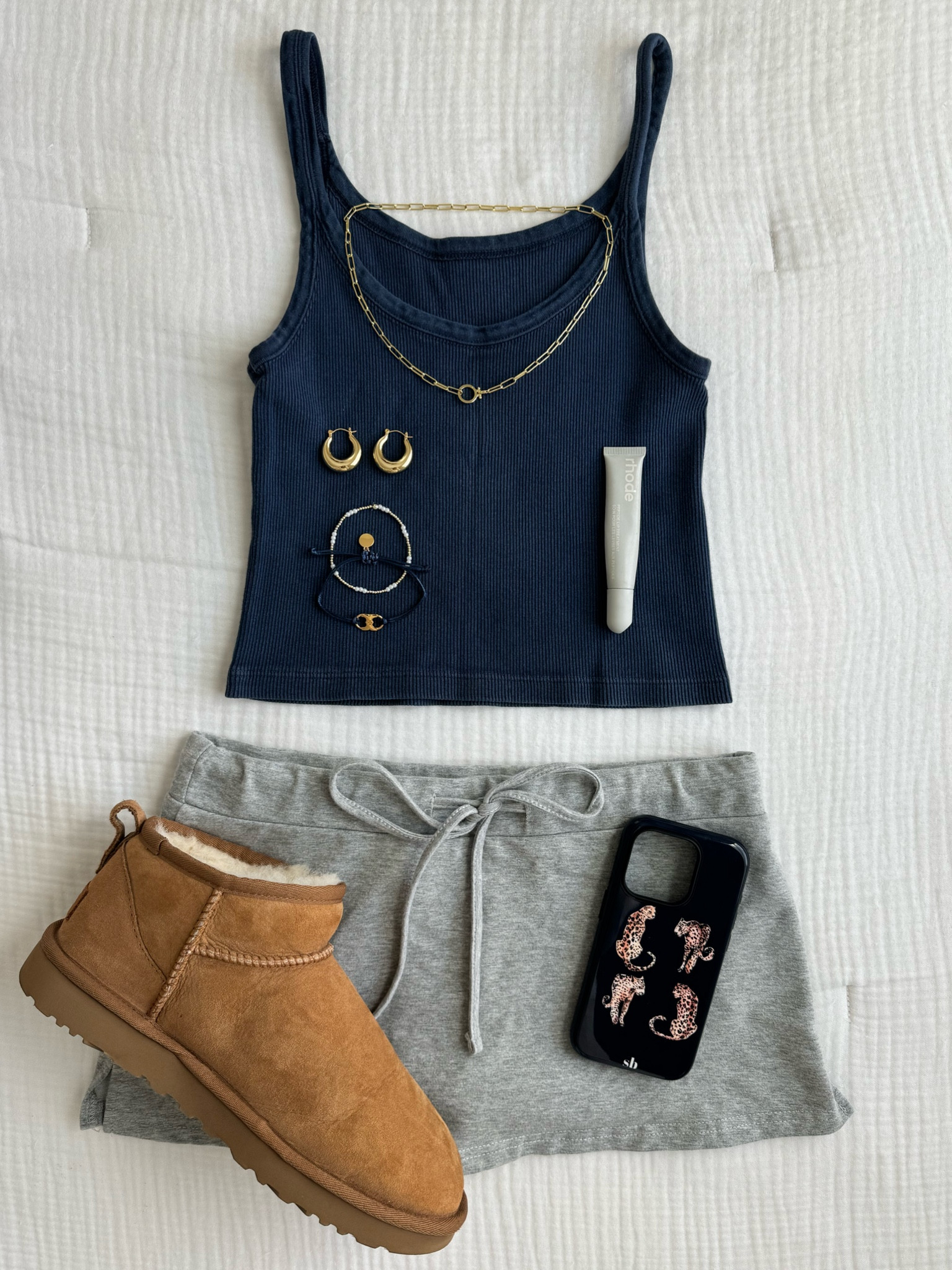 cute trendy navy outfit 

#LTKFindsUnder100 #LTKBeauty