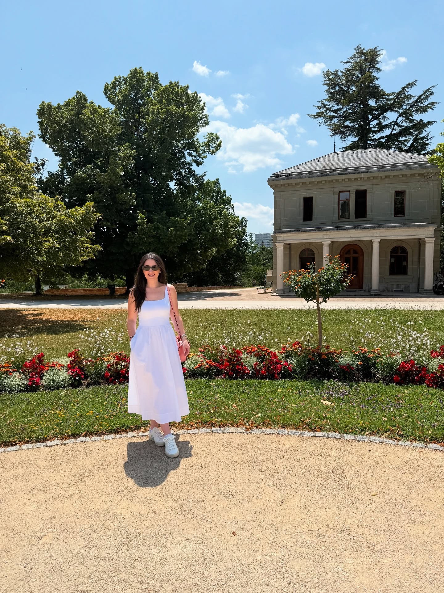 Day 1: A day exploring Geneva

This was the perfect dress to wander the city during a heat wave! It was both classy and breezy and transitioned well from sightseeing to dinner!  

#LTKTravel #LTKPetite #LTKStyleTip