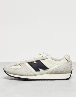New Balance 471 unisex trainers in white and navy | ASOS (Global)