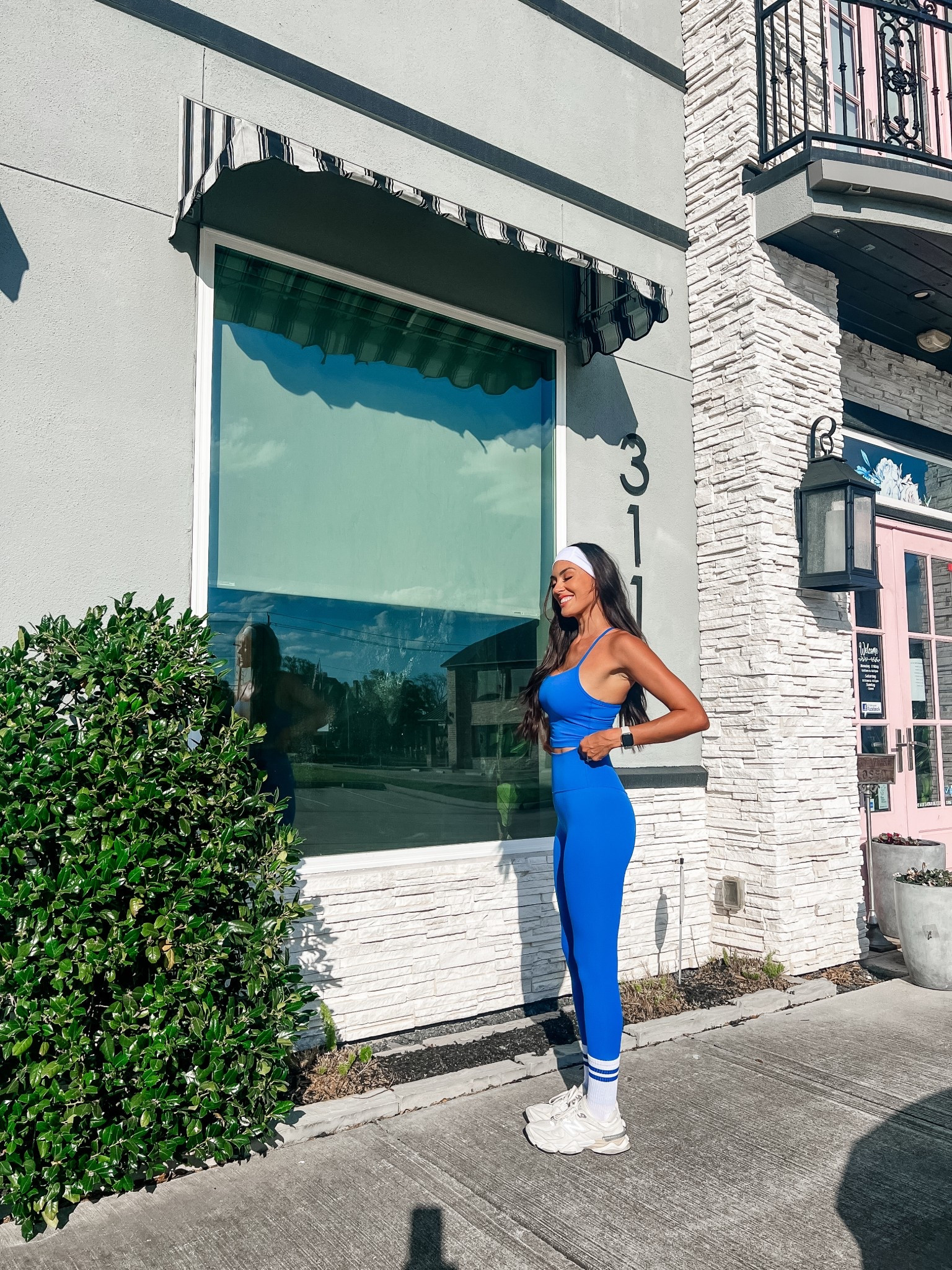 Small tank
XS leggings 

#LTKFindsUnder50 #LTKActive