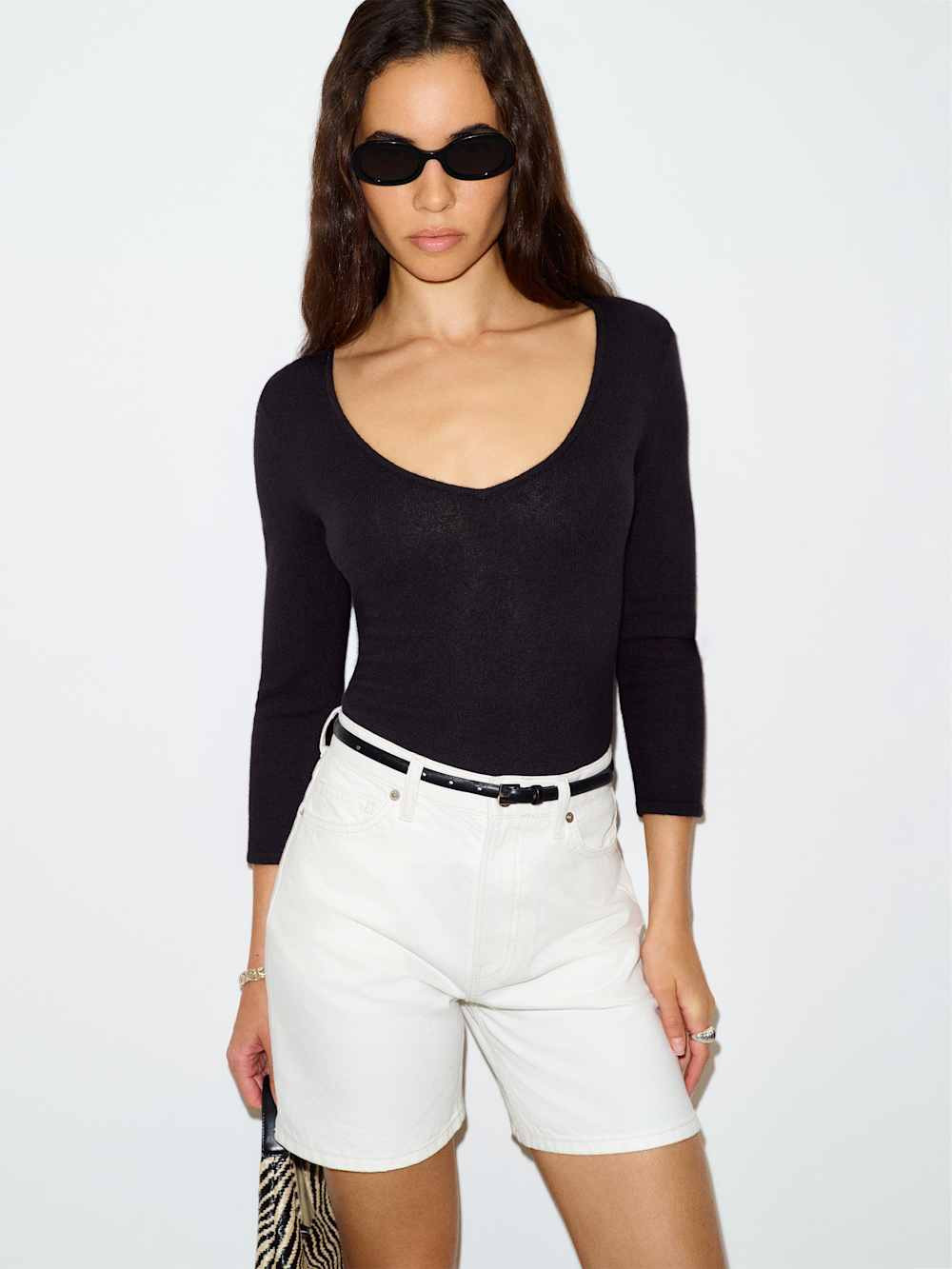 Roya Cashmere V-neck | Reformation (Global)