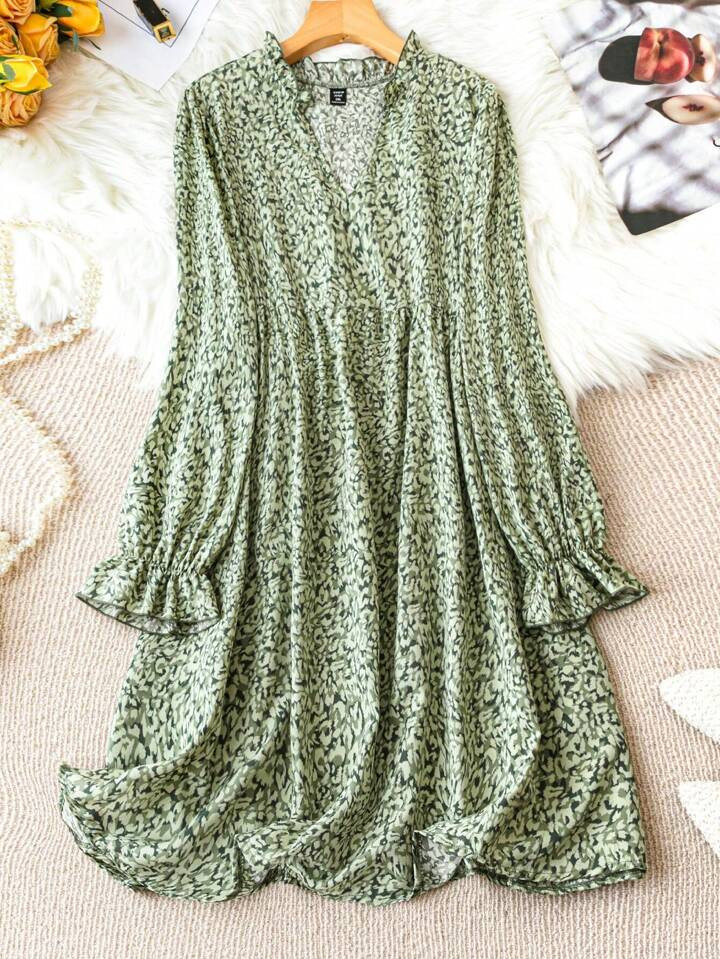 SHEIN LUNE Plus Size Women's Full Printed Ruffle Hem Long Sleeve Dress | SHEIN